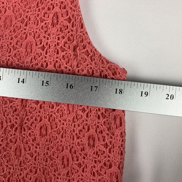 Maurices Womens Tank Top Blouse Size Medium Lace Sleeveless Keyhole Back Layered - Picture 8 of 10